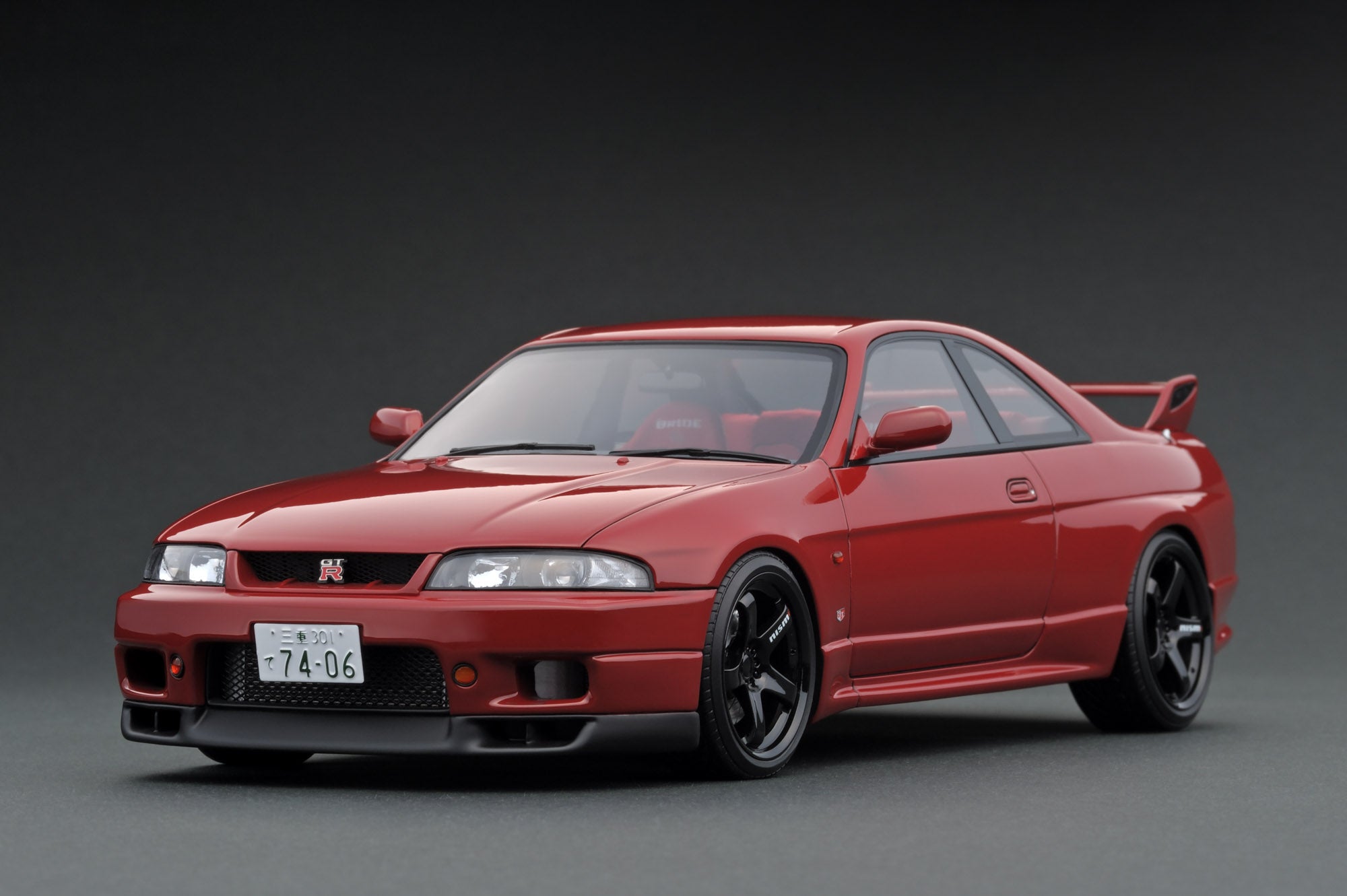 IG1841 Nissan Skyline GT-R (BCNR33) Matsuda Street Wine Red – ignition