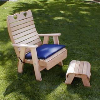 Creekvine Design Wrf1135setcvd Cedar Royal Country Hearts Patio Chair & Footrest Set