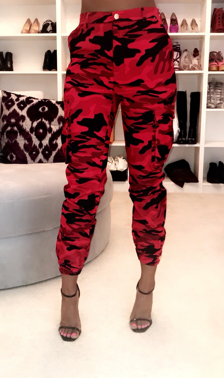 camo joggers red