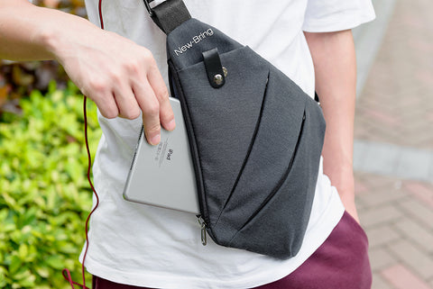 multi pocket messenger bag