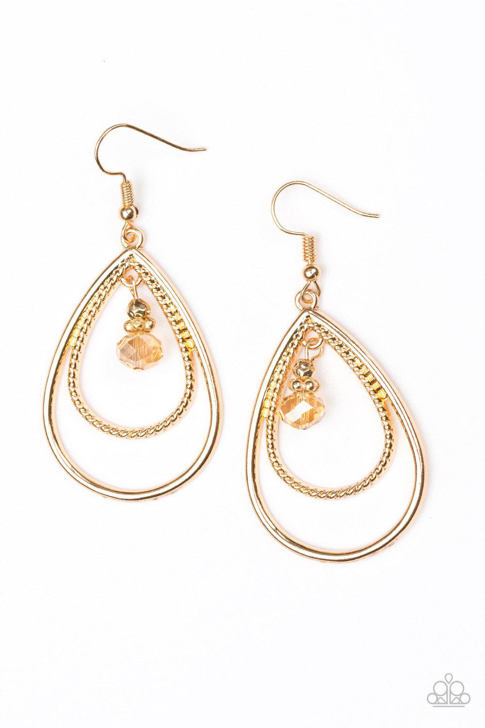 Paparazzi REIGN On My Parade Gold Earrings | CarasShop