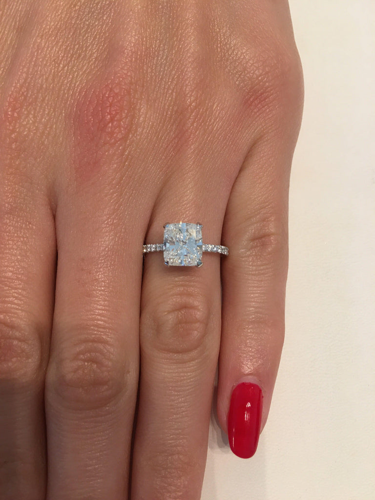 2.61 ct Cushion Cut Diamond Engagement 