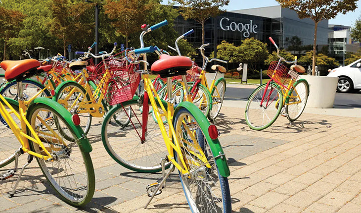 Deluzzo különleges irodák - google biciklik