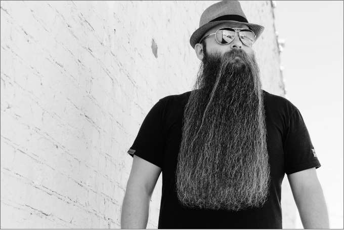 HOW TO GROW A FULLER BEARD: GUIDE TO TIPS & FACTS ABOUT GROWING A BETTER, THICKER, FULLER BEARD
