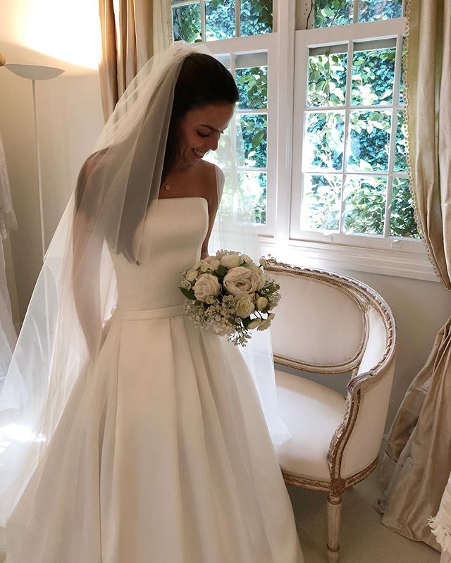 simple straight wedding dresses