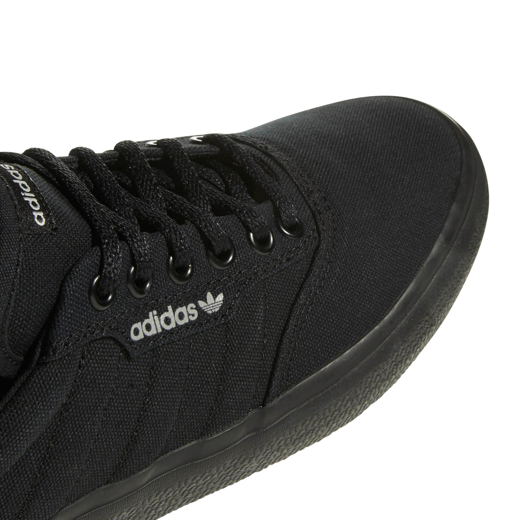 adidas skateboarding 3mc black