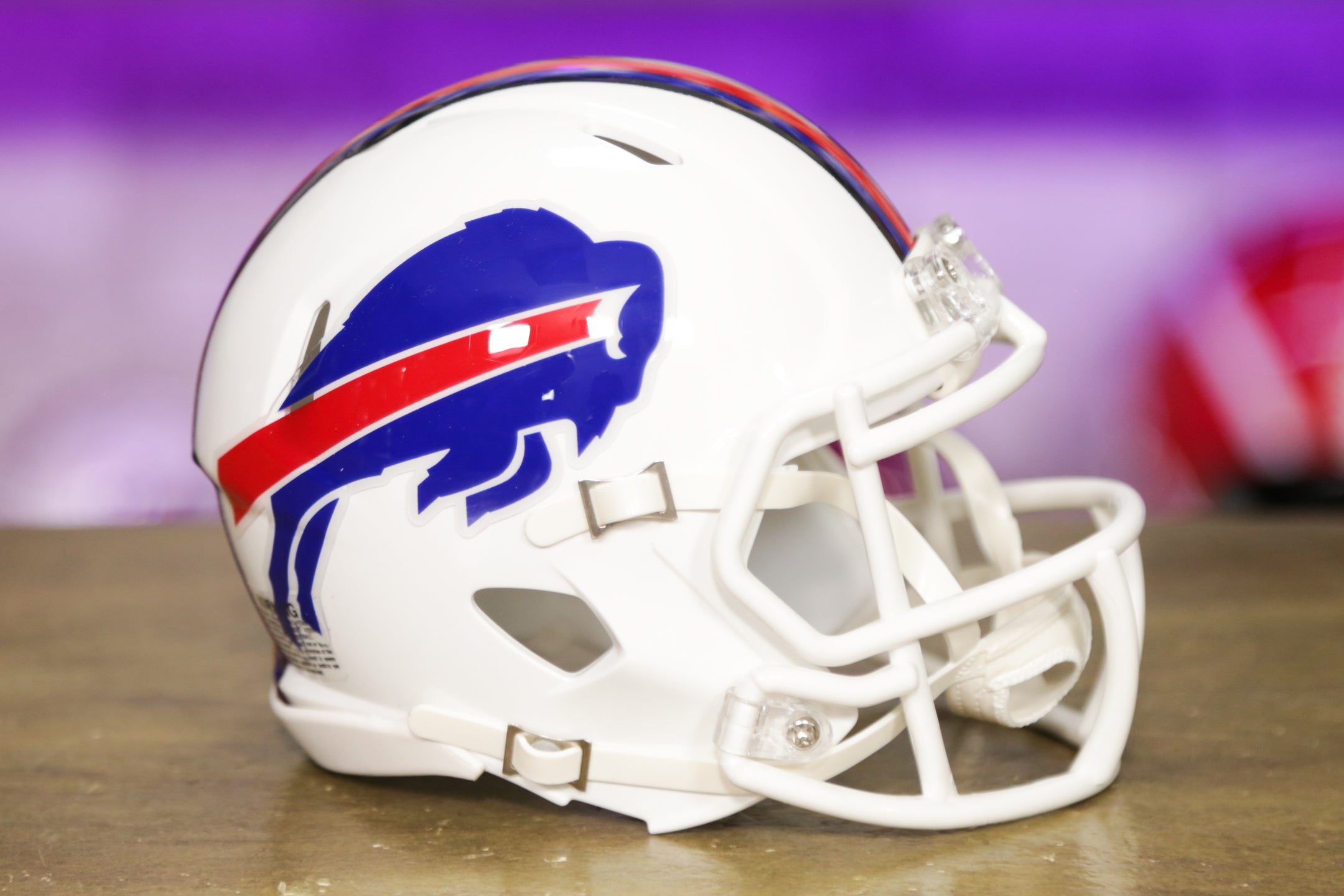 Buffalo Bills Riddell Speed Replica Football Helmet – The Speedy