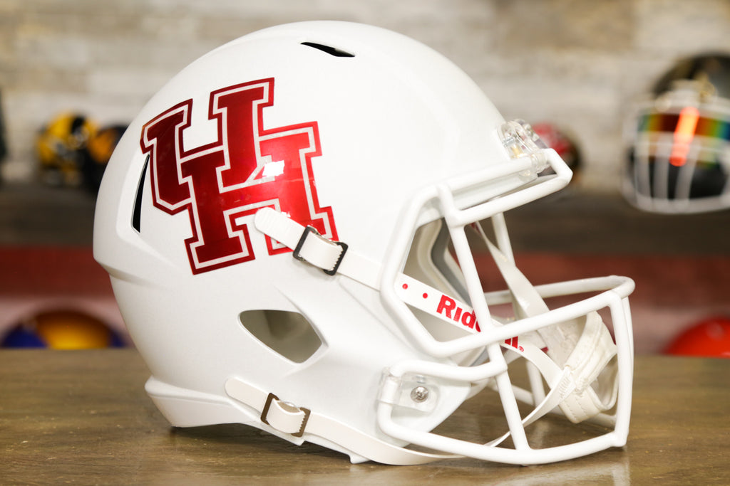 uh football helmet