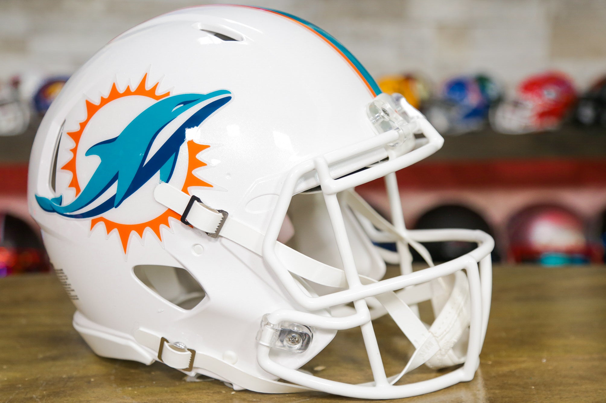 Miami Dolphins Riddell Speed Authentic Helmet - Flash – Green Gridiron, Inc.