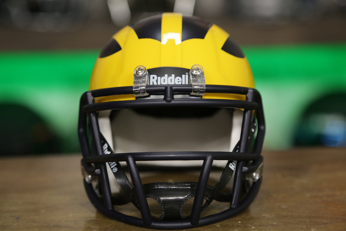 Michigan Wolverines Riddell Speed Mini Helmet – Green Gridiron, Inc.