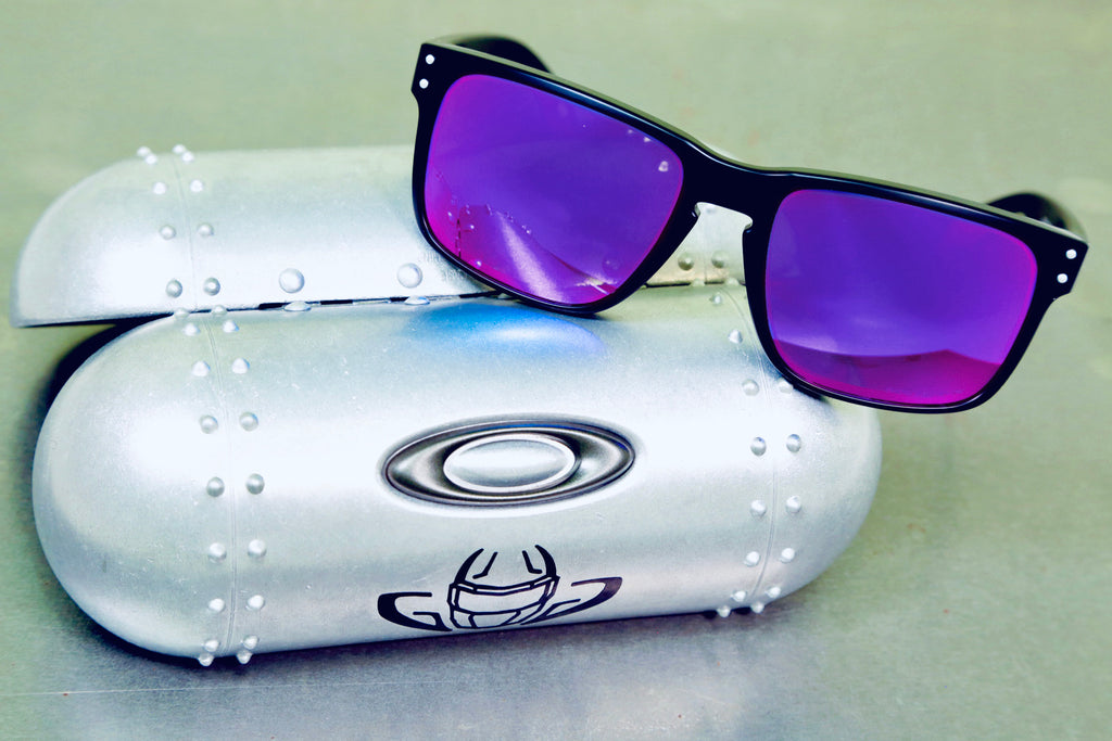 oakley holbrook violet