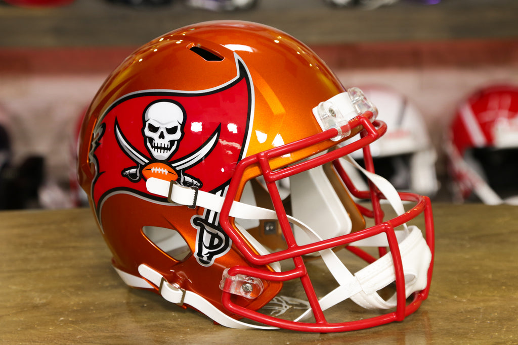 Tampa Bay Buccaneers  Football helmet design, Nfl team colors, Tampa bay  buccaneers logo