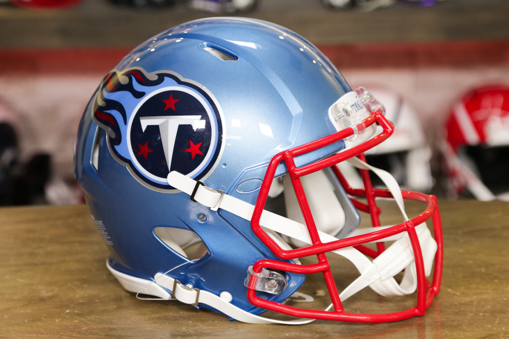 Rico Industries NFL Tennessee Titans 3' x 5' Helmet Banner Flag - Single  Sided - Indoor or Outdoor - Home Décor