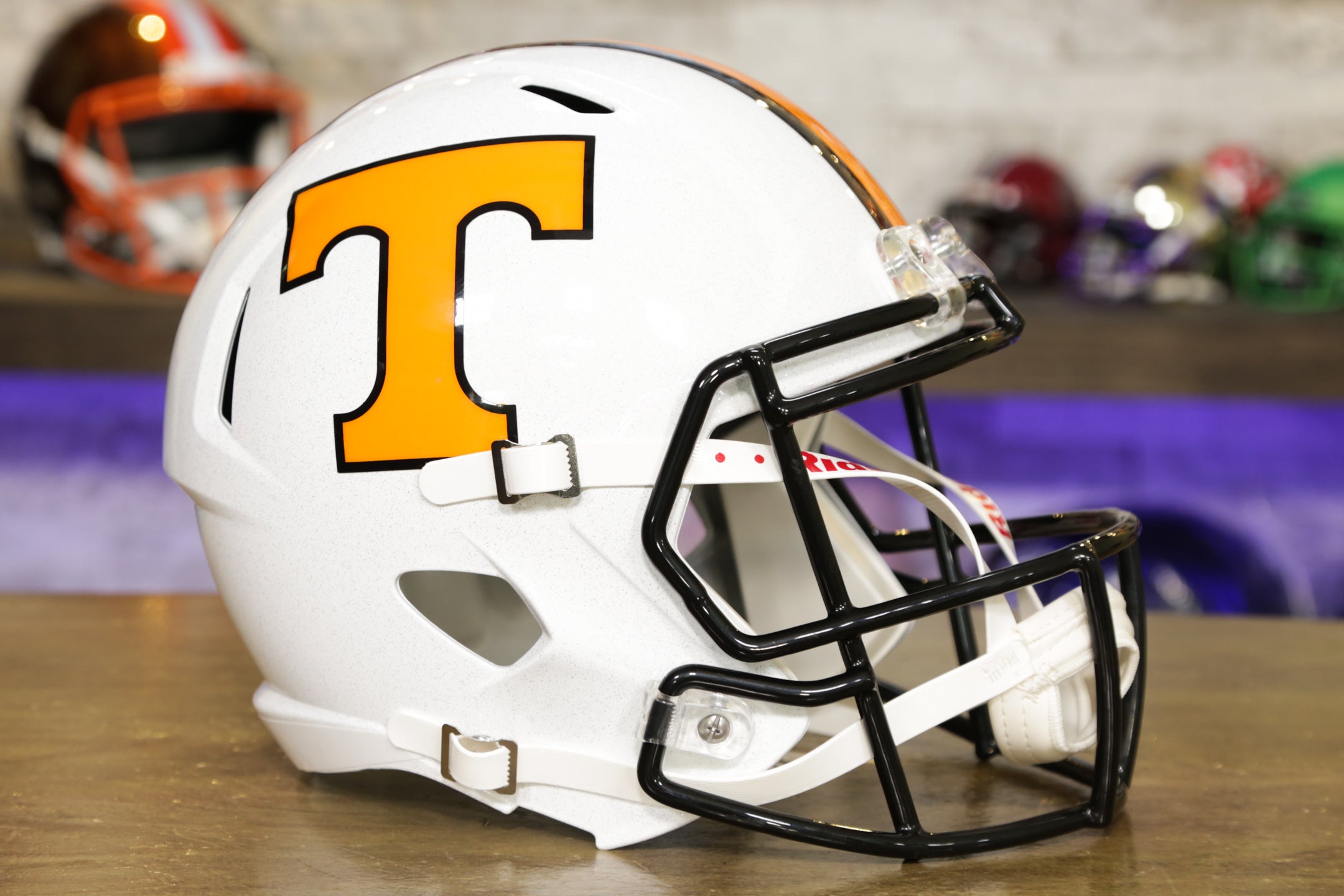 Tennessee Volunteers Dark Mode Riddell Speed Mini Football Helmet