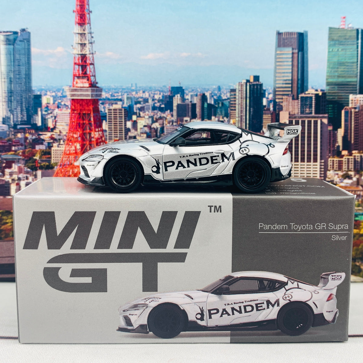 MINI GT Pandem Nissan GT-R 96 トイザらス埼玉県ふじみ野市 