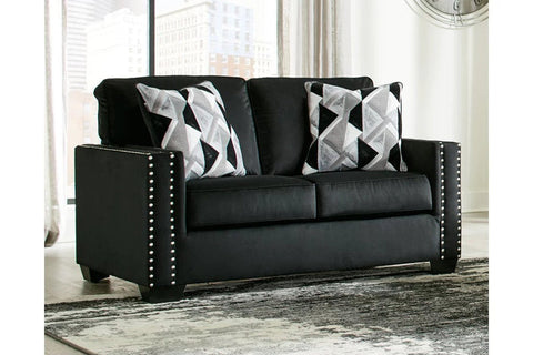 Onyx loveseat 