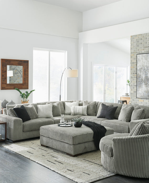 Lindyn Sectional - Lifestyle Furniture
