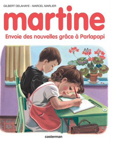 Martine écrit une carte postale à grand mere grâce à Parlapapi