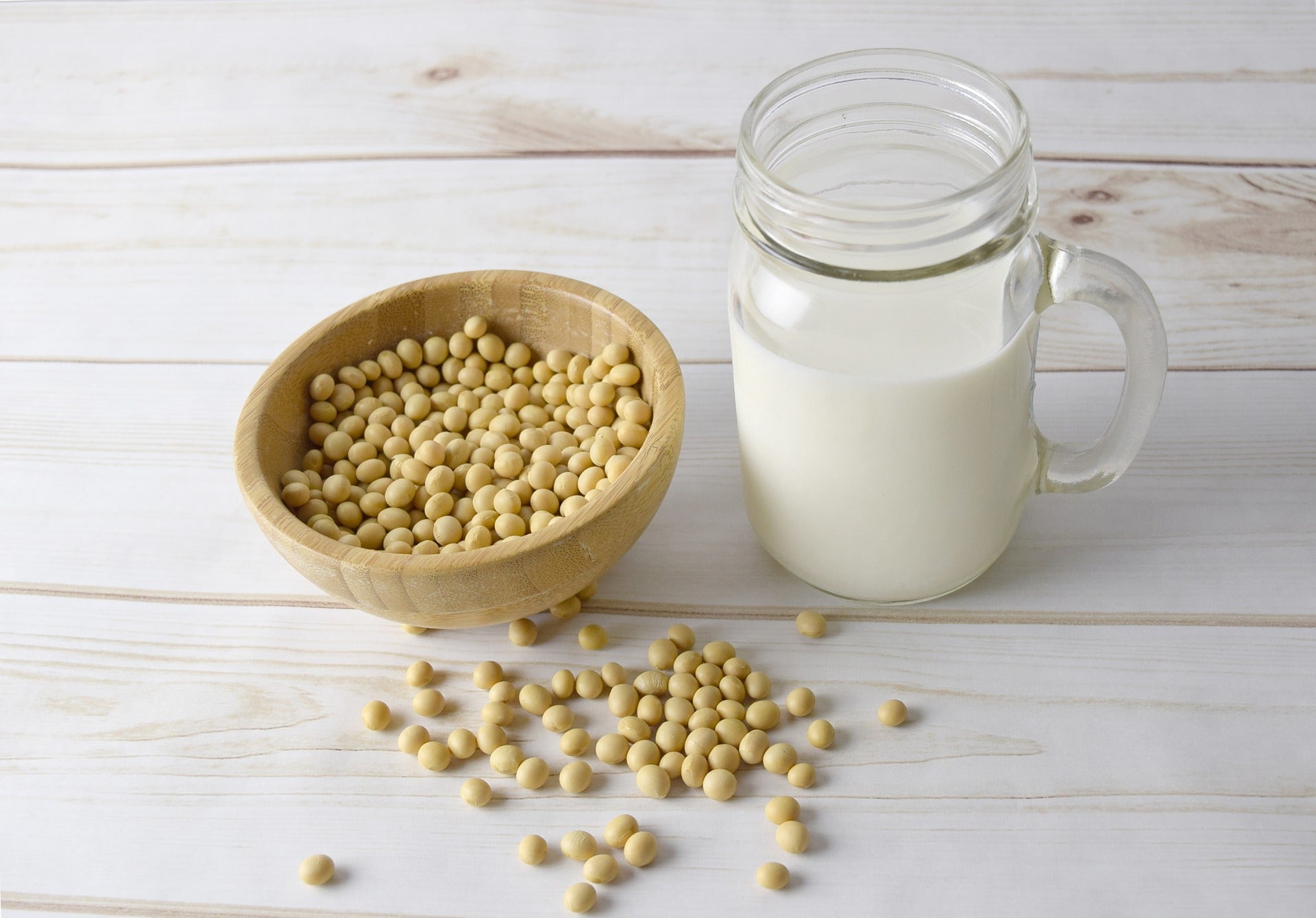 Soy beans and soy milk