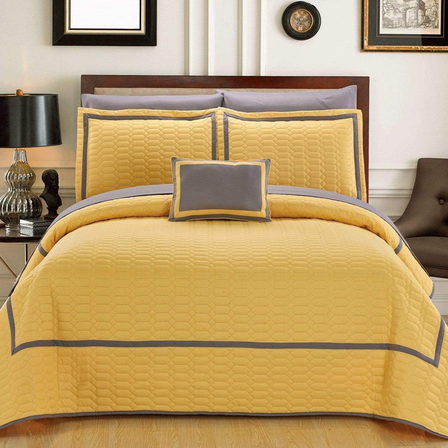 【SALE／60%OFF】 特別価格Chic Home Hailee 24 Piece Comforter Set Complete Bed