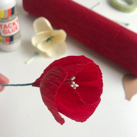 Maak Zelf Je Eigen Crêpe-Papieren Bloemen 🌺 – Papiermier