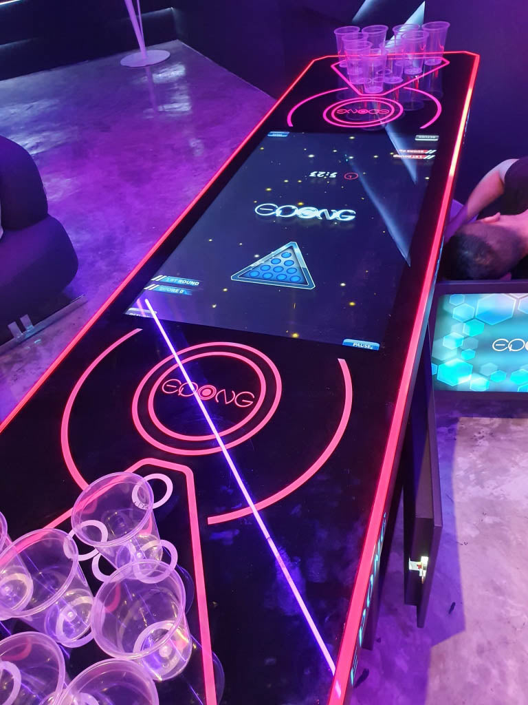 electronic pong table