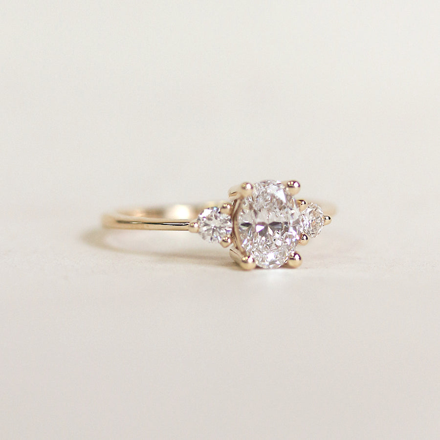 Lab Diamond Oval Engagement Ring | Thea Ring | Evorden