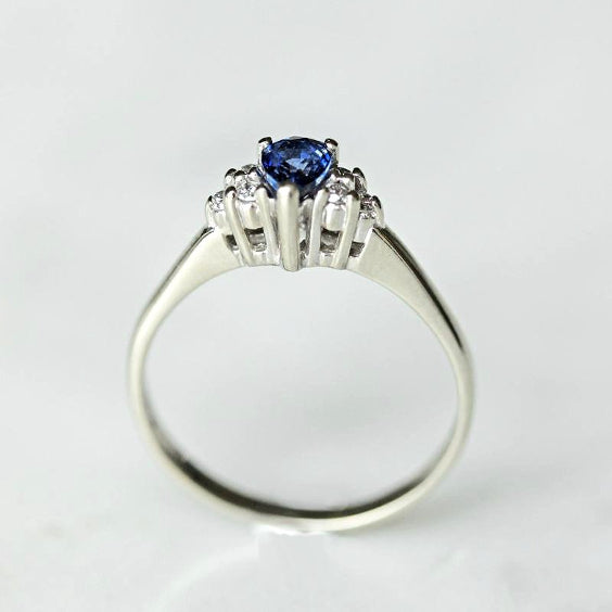 Blue Sapphire Vintage Engagement Ring - The Middleton Ring - Evorden