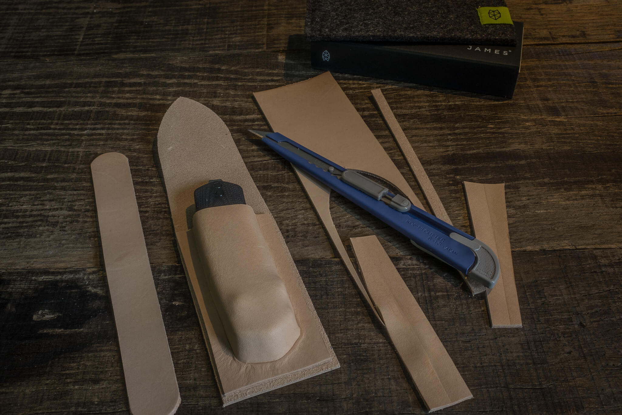 Cutting the other parts | Duke & Sons Leather