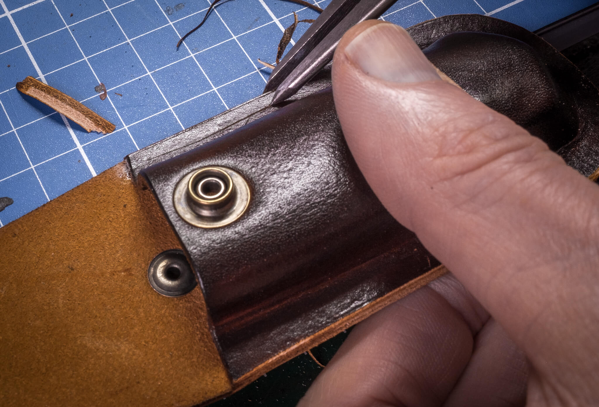 Marking the stitch holes line | Duke & Sons Leather