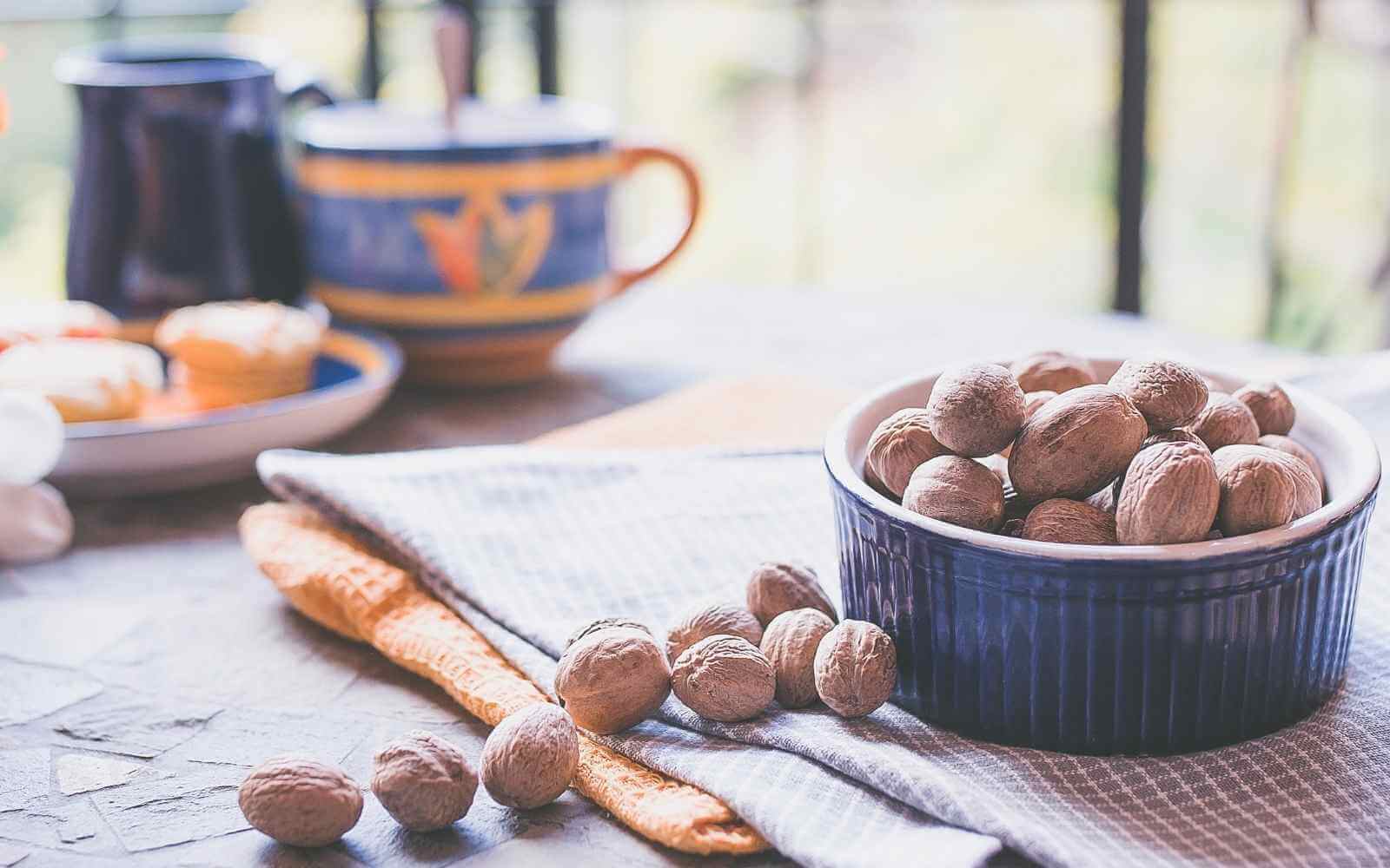 Guía de especias navideñas: Cómo usar nuez moscada, canela y vainilla