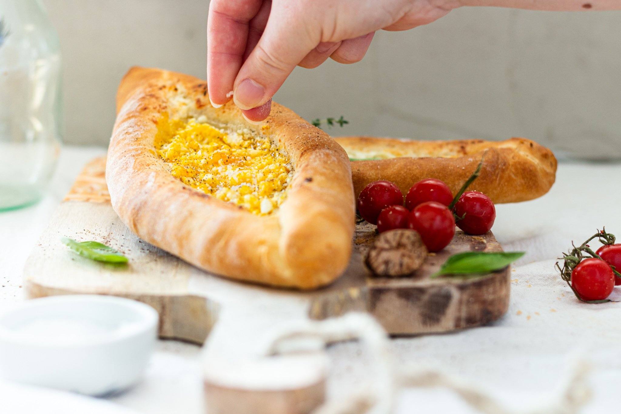 Cómo hacer Adjaruli Khachapuri