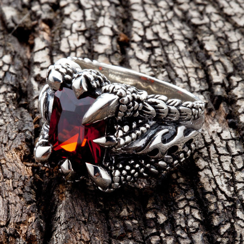 Anillo Gótico Garnet Garnet Rojo