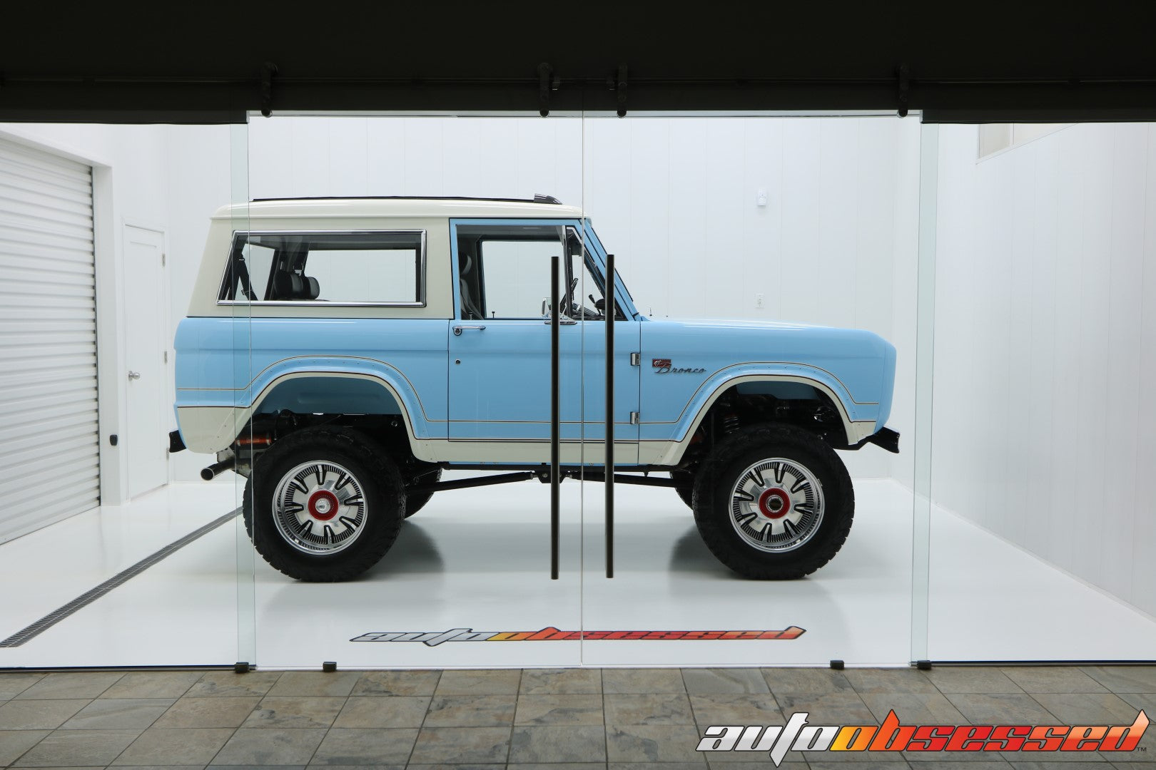 1974 Ford Bronco Clean Room - Auto Obsessed
