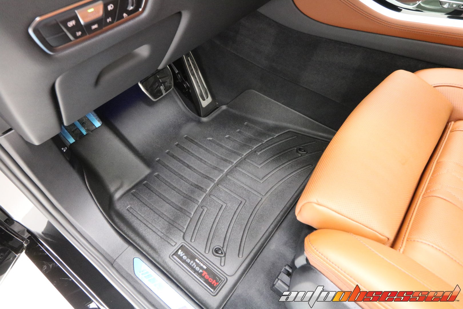 2023 BMW X5 M50i Floor Mat Detailing