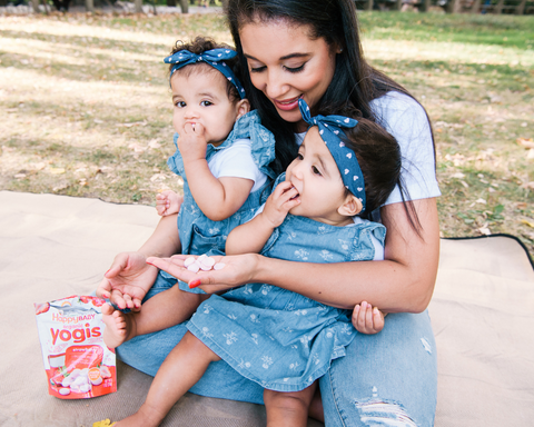 maia with twin girls