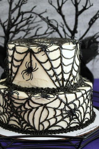 Batty birthday cake