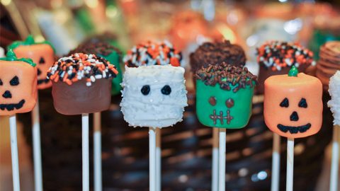 Marshmallow pops