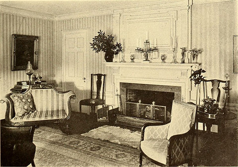 Room decorated in Colonia Revival style