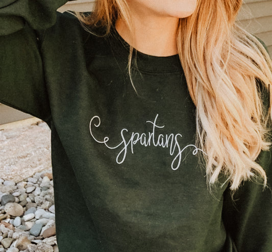 Circle Monogram Embroidered Sweatshirt – Elle & Emmy