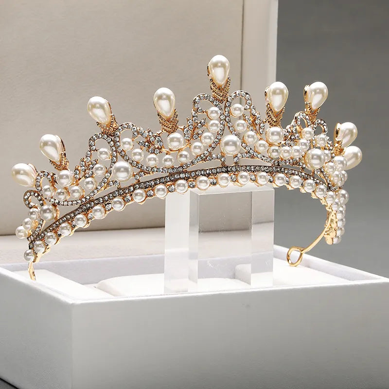 Feather Crown – The Pearl Antler