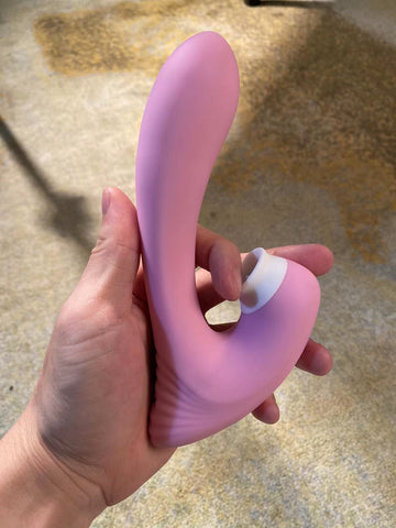 Clitoral Licking And G-spot Vibrator