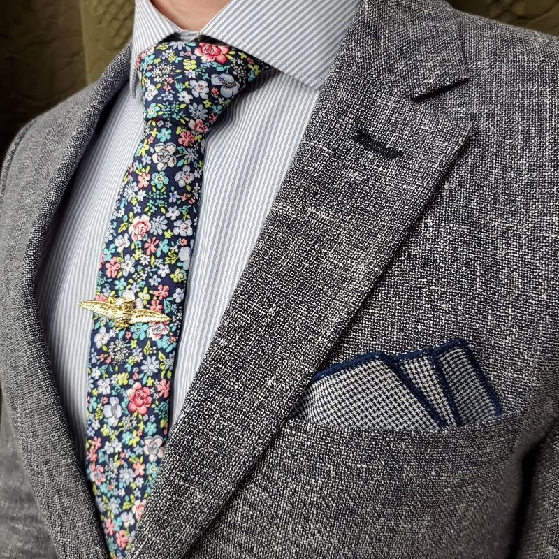 Houndstooth Navy Pocket Square - Art of The Gentleman