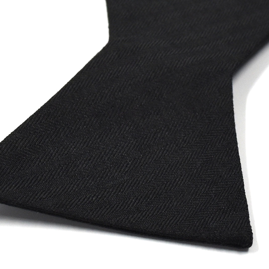Muf Druipend Bedelen Solid Herringbone Black Self Tie Bow Tie - Art of The Gentleman
