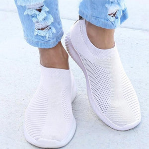 slip on stretchy sneakers