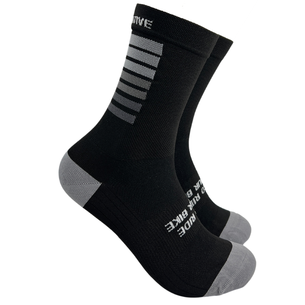 overlook-standard-issue-sock-grey-stripes