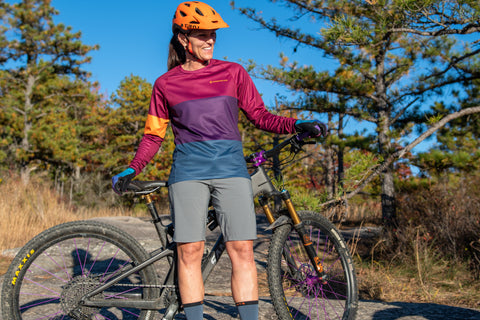 Womens Wolf Tooth Matrix Trail Jersey - Long Sleeve Large / Womens