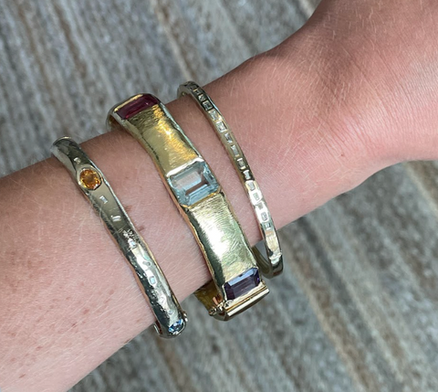 colored_stones_custom_bracelet