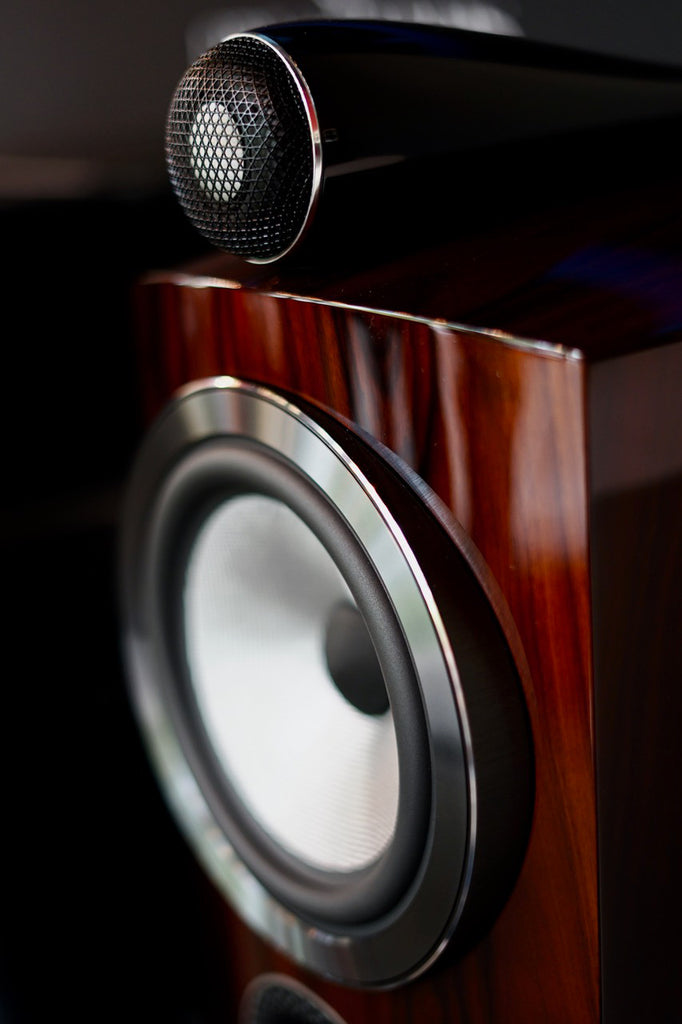Bowers & Wilkins 805 D3 diamond tweeter closeup