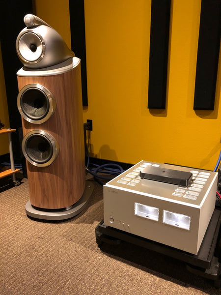 Luxman M-10x amplifier with Bowers & Wilkins 801 D4 speakers. 